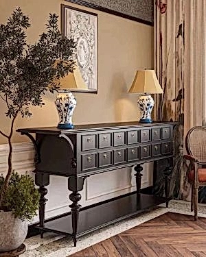 American-style cabinet